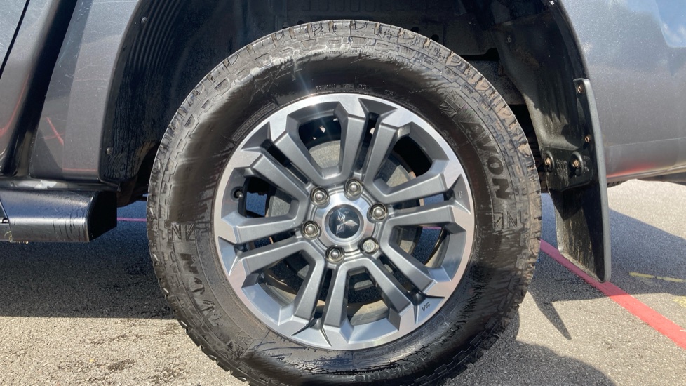 Mitsubishi L200 Diesel Double Cab DI-D 150 Barbarian 4WD - Image 17