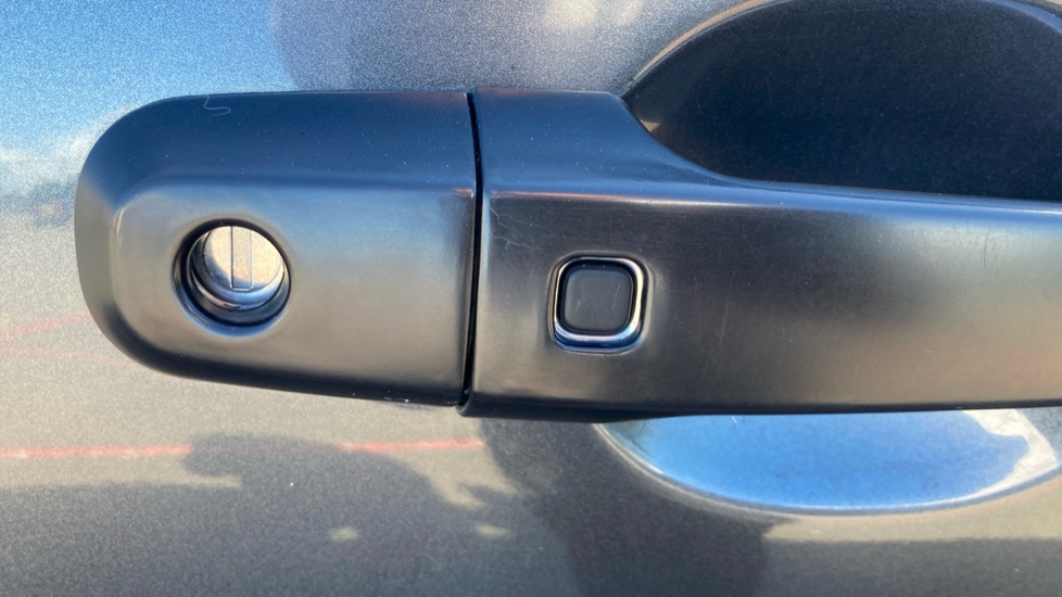 Mitsubishi L200 Diesel Double Cab DI-D 150 Barbarian 4WD - Image 34
