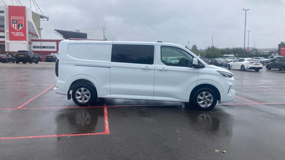 Ford Transit Custom 320 L2 Diesel Fwd 2.0 EcoBlue 136ps H1 Double Cab Van Limited - Image 9