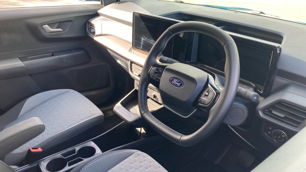 Ford Transit Courier E-Transit Courier 100kW 46kWh Limited Van Auto - Image 16