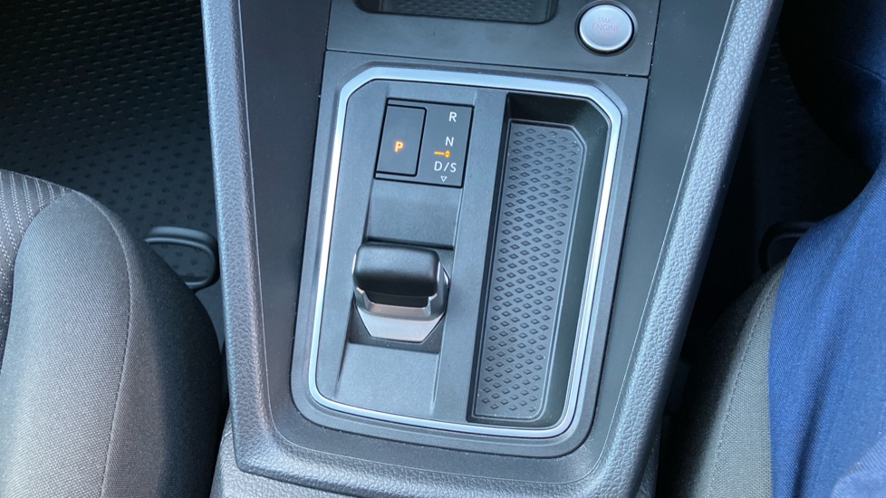 Ford Transit Connect 240 L1 Petrol 1.5 EcoBoost PHEV 150 Trend Van Auto - Image 27