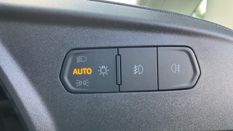 Ford Transit Connect 240 L1 Petrol 1.5 EcoBoost PHEV 150 Trend Van Auto - Image 33