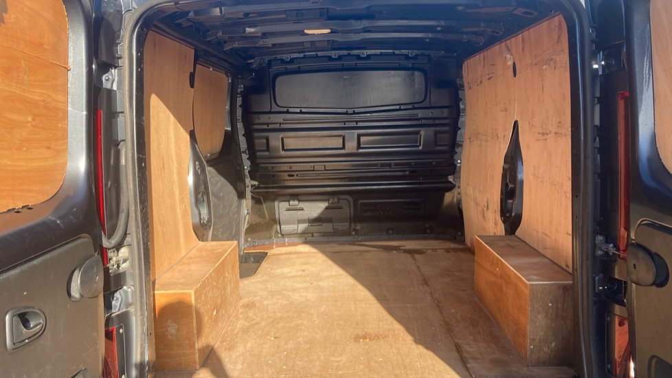 Renault Trafic Swb Diesel SL28 Blue dCi 150 Sport+ Van - Image 12