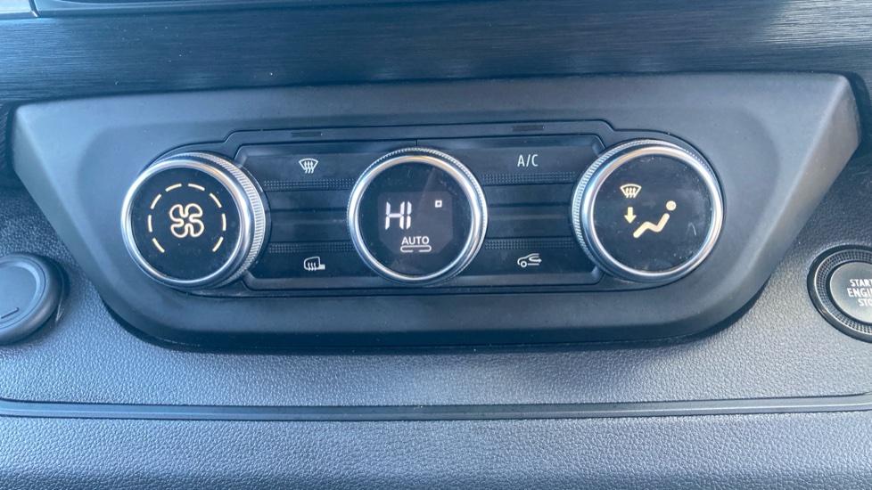 Renault Trafic Swb Diesel SL28 Blue dCi 150 Sport+ Van - Image 24