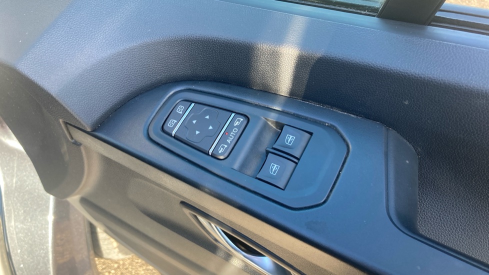 Renault Trafic Swb Diesel SL28 Blue dCi 150 Sport+ Van - Image 30