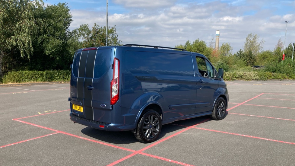Ford Transit Custom 290 L1 Diesel Fwd 2.0 EcoBlue 185ps Low Roof Sport Van - Image 10