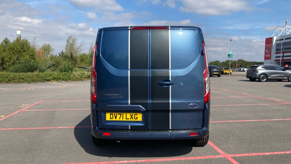 Ford Transit Custom 290 L1 Diesel Fwd 2.0 EcoBlue 185ps Low Roof Sport Van - Image 11