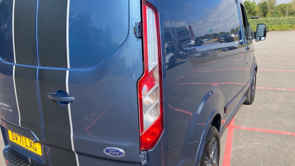 Ford Transit Custom 290 L1 Diesel Fwd 2.0 EcoBlue 185ps Low Roof Sport Van - Image 24
