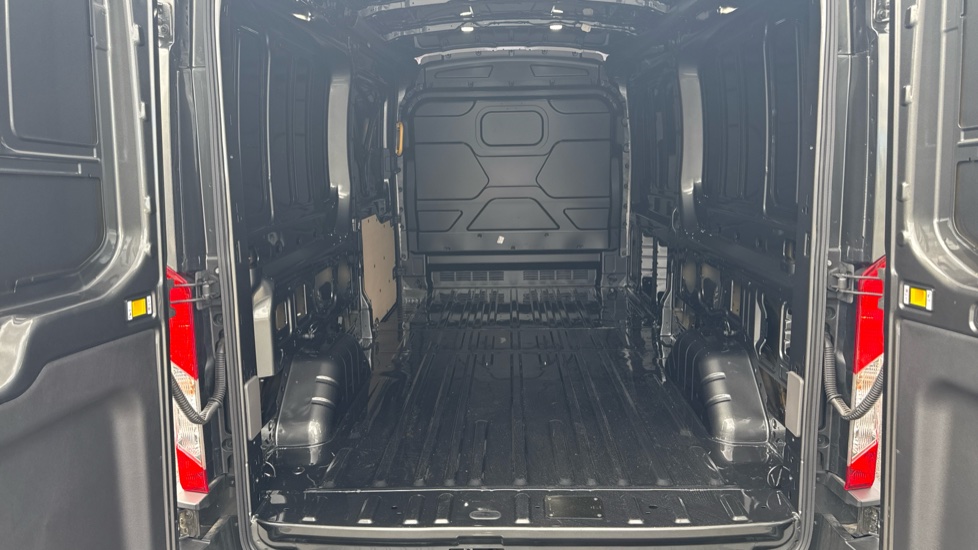 Ford Transit E-350 L3 Rwd 135kW 89kWh H3 Leader Van Auto [DAP] - Image 12