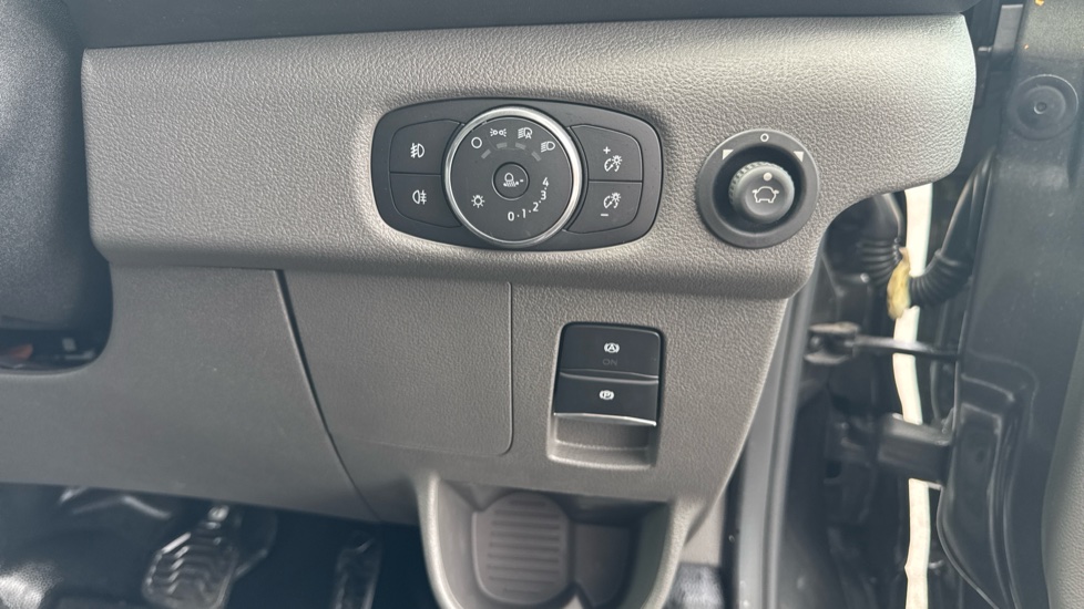 Ford Transit E-350 L3 Rwd 135kW 89kWh H3 Leader Van Auto [DAP] - Image 27