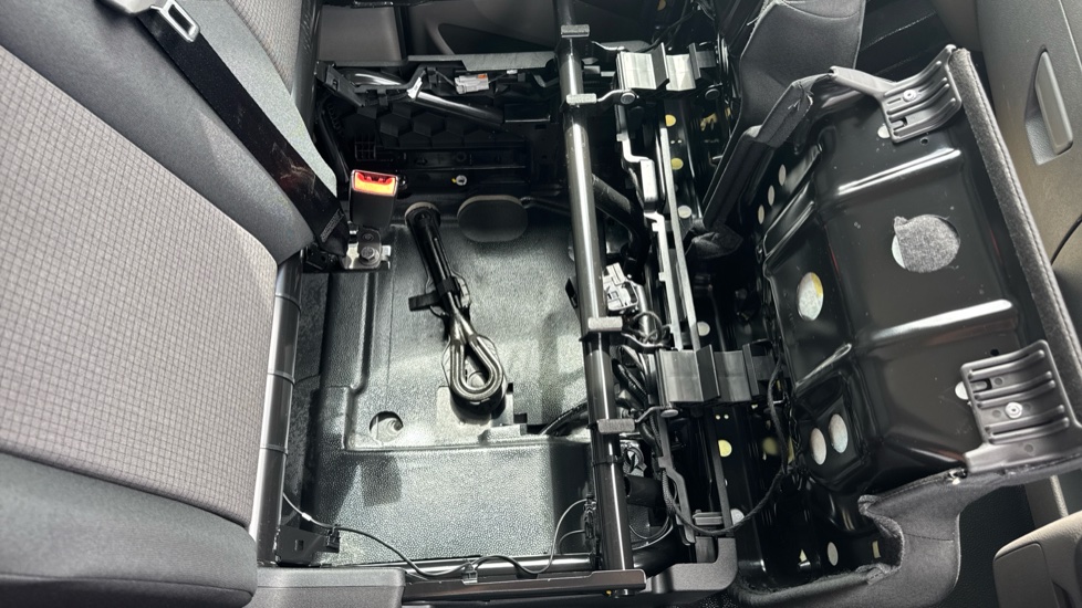 Ford Transit E-350 L3 Rwd 135kW 89kWh H3 Leader Van Auto [DAP] - Image 34