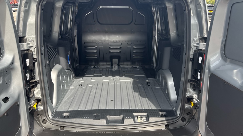Ford Transit Courier Petrol 1.0 EcoBoost 125ps Trend Van Auto - Image 12