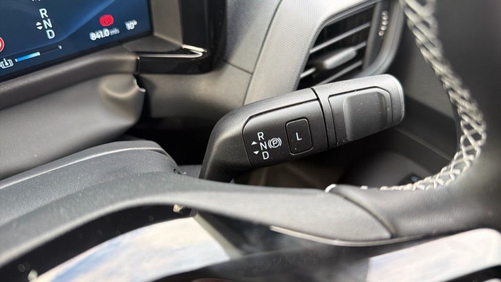 Ford Transit Courier E-Transit Courier 100kW 43kWh Trend Van Auto - Image 39