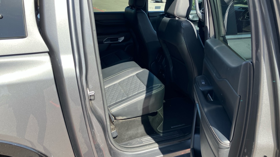Ford Ranger Diesel Pick Up D/Cab Platinum 3.0 EcoBlue V6 240 Auto - Image 14