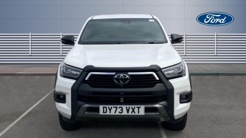 Toyota Hilux Diesel Invincible X D/Cab Pick Up 2.8 D-4D Auto - Image 8