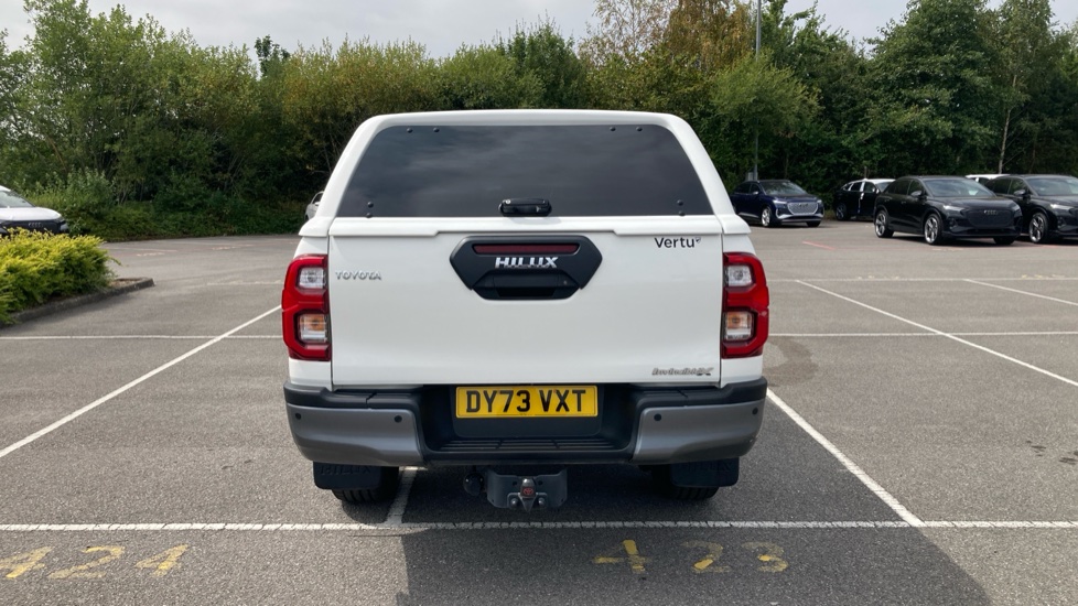 Toyota Hilux Diesel Invincible X D/Cab Pick Up 2.8 D-4D Auto - Image 11