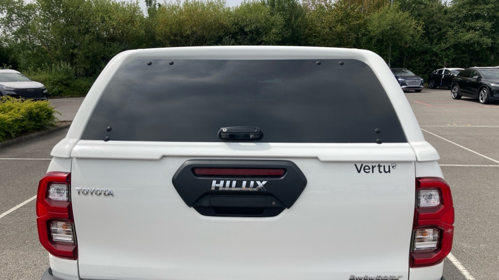 Toyota Hilux Diesel Invincible X D/Cab Pick Up 2.8 D-4D Auto - Image 26