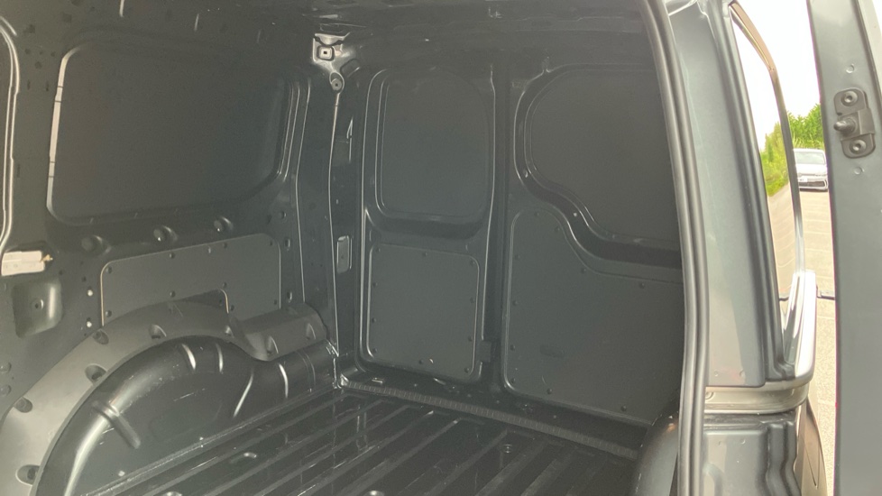 Ford Transit Connect 240 L2 Diesel 2.0 EcoBlue 122ps Trend Van Auto - Image 14