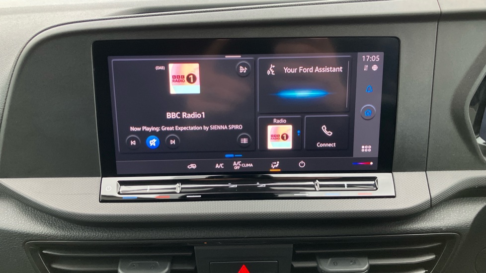 Ford Transit Connect 240 L2 Diesel 2.0 EcoBlue 122ps Trend Van Auto - Image 15