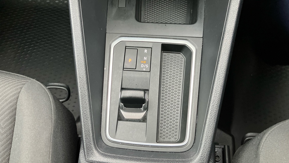 Ford Transit Connect 240 L2 Diesel 2.0 EcoBlue 122ps Trend Van Auto - Image 31