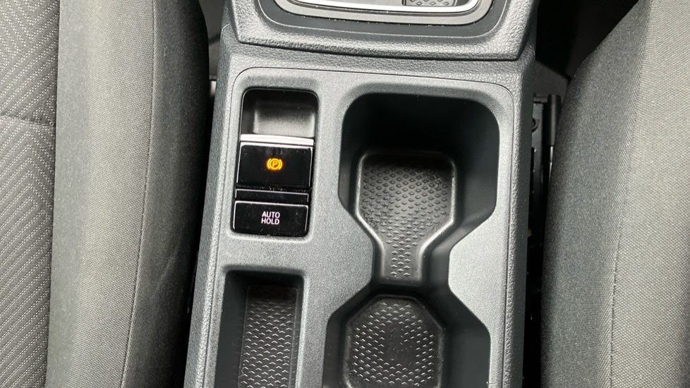 Ford Transit Connect 240 L2 Diesel 2.0 EcoBlue 122ps Trend Van Auto - Image 32