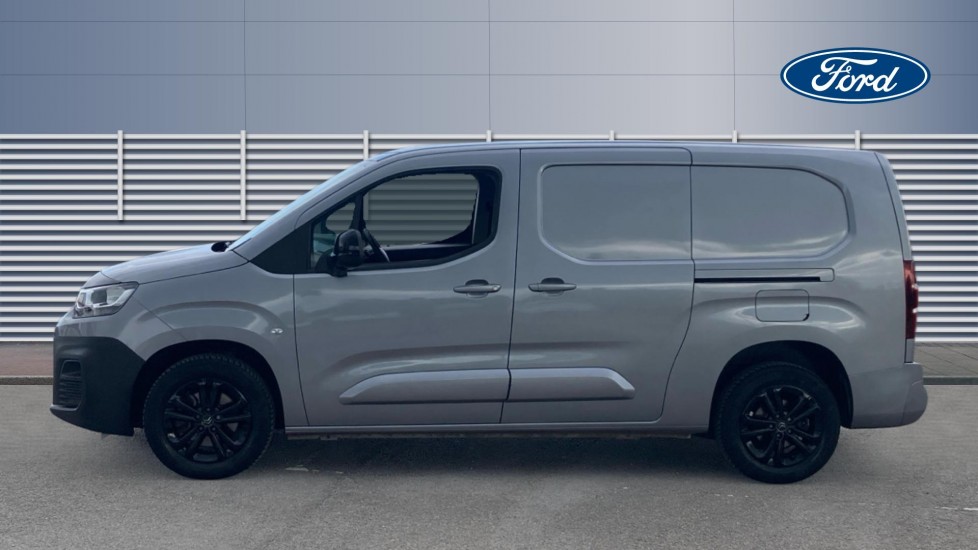 Citroen Berlingo Xl Diesel 1.5 BlueHDi 950Kg Driver Pro 130ps EAT8 [S/S] - Image 4