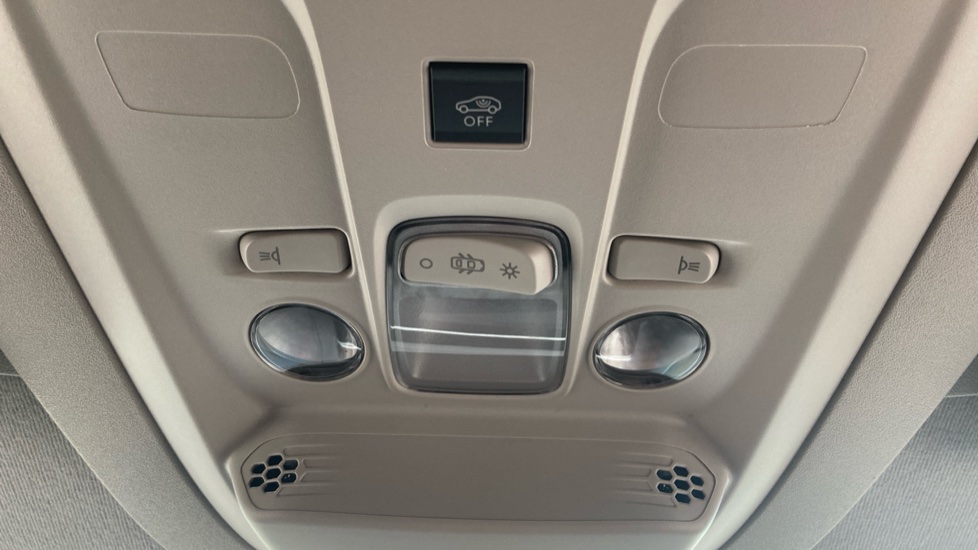 Citroen Berlingo Xl Diesel 1.5 BlueHDi 950Kg Driver Pro 130ps EAT8 [S/S] - Image 23