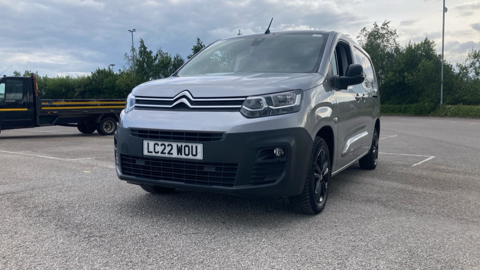 Citroen Berlingo Xl Diesel 1.5 BlueHDi 950Kg Driver Pro 130ps EAT8 [S/S] - Image 35