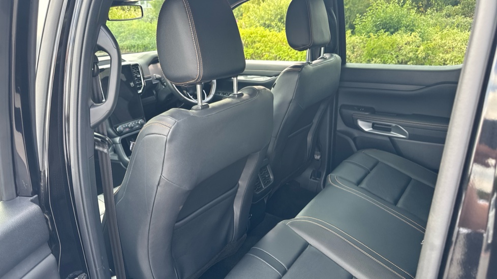 Ford Ranger Diesel Pick Up D/Cab Wildtrak 3.0 EcoBlue V6 240 Auto - Image 18