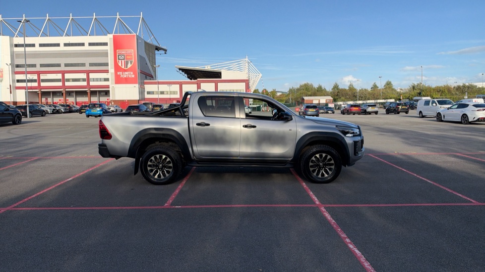 Toyota Hilux Diesel GR Sport D/Cab Pick Up 2.8 D-4D Auto - Image 9