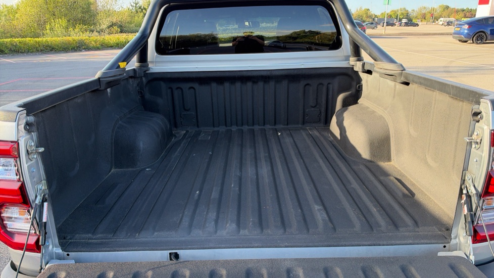 Toyota Hilux Diesel GR Sport D/Cab Pick Up 2.8 D-4D Auto - Image 12