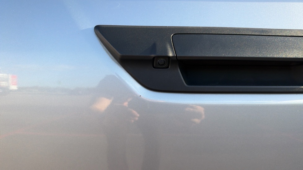 Toyota Hilux Diesel GR Sport D/Cab Pick Up 2.8 D-4D Auto - Image 27