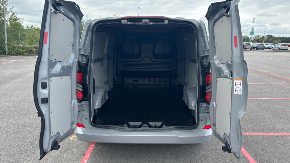 Ford Transit Custom 320 L2 Diesel Fwd 2.0 EcoBlue 136ps H1 Van Limited Auto - Image 3