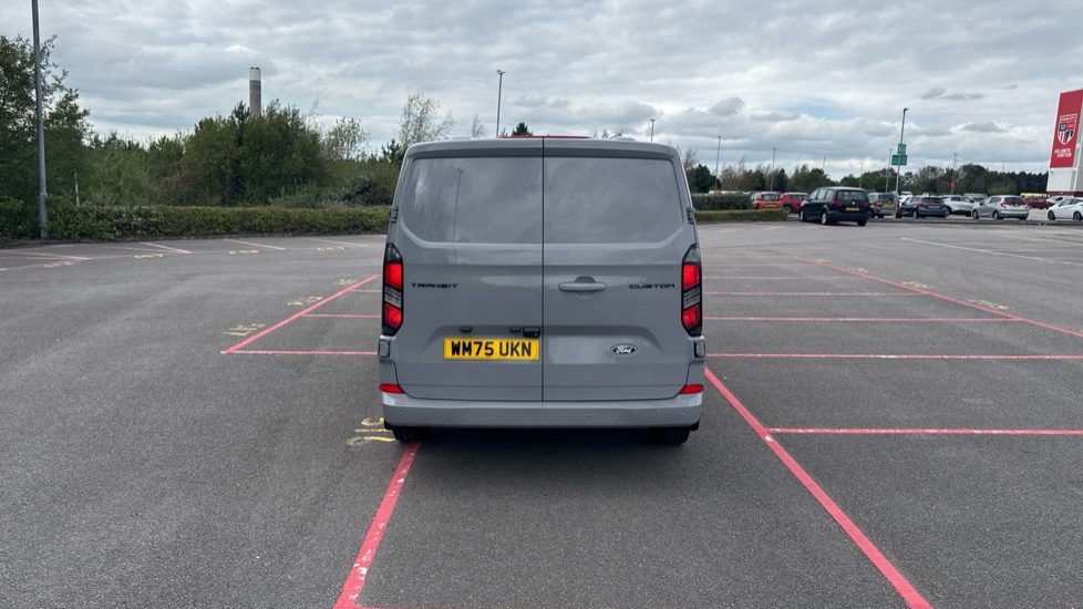 Ford Transit Custom 320 L2 Diesel Fwd 2.0 EcoBlue 136ps H1 Van Limited Auto - Image 11