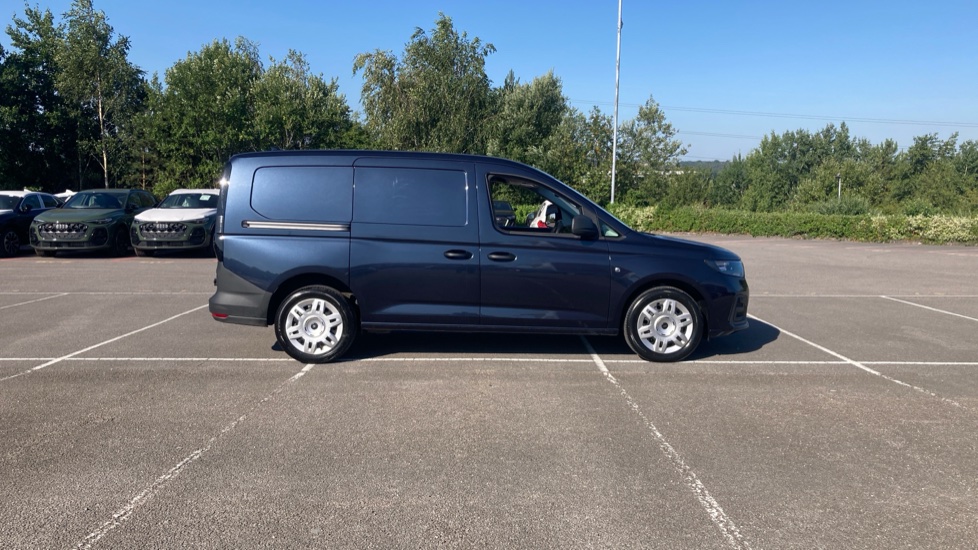 Ford Transit Connect 250 L2 Petrol 1.5 EcoBoost PHEV 150 Trend Van Auto - Image 9
