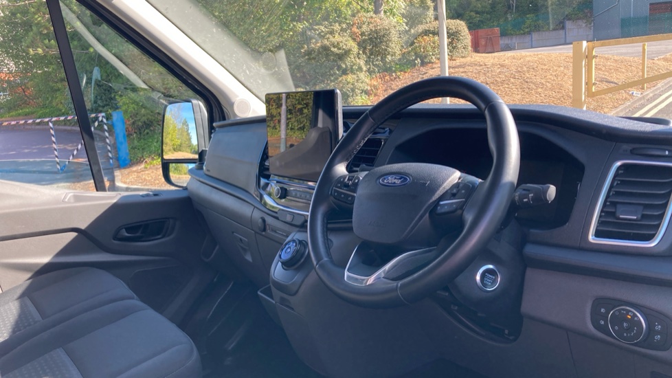Ford Transit 350 L3 Diesel Fwd 2.0 EcoBlue 130ps H2 Limited Van Auto [8S] [Nav] - Image 16
