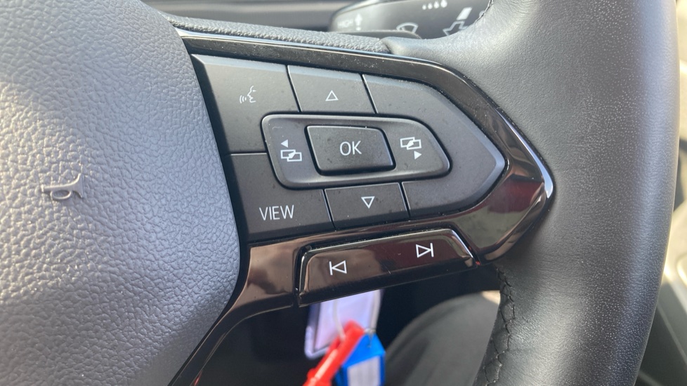 Ford Transit Connect 240 L2 Diesel 2.0 EcoBlue 122ps Trend Van Auto - Image 32