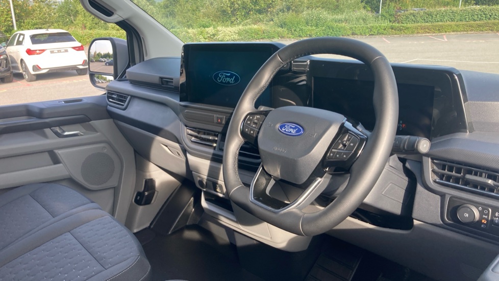 Ford Transit Custom E-340 L2 Electric Rwd 100kW 65kWh H1 Van Limited Auto - Image 16