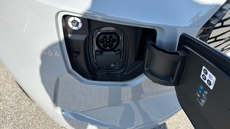 Ford Transit Custom E-340 L2 Electric Rwd 100kW 65kWh H1 Van Limited Auto - Image 23