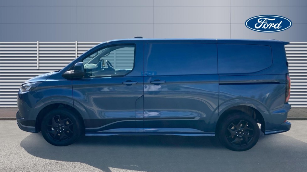 Ford Transit Custom E-320 L1 Rwd 160kW 65kWh H1 Van Sport Auto - Image 4