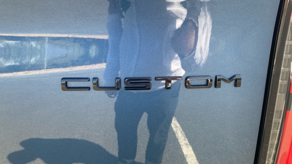 Ford Transit Custom E-320 L1 Rwd 160kW 65kWh H1 Van Sport Auto - Image 22
