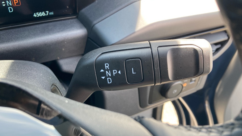 Ford Transit Custom E-320 L1 Rwd 160kW 65kWh H1 Van Sport Auto - Image 39