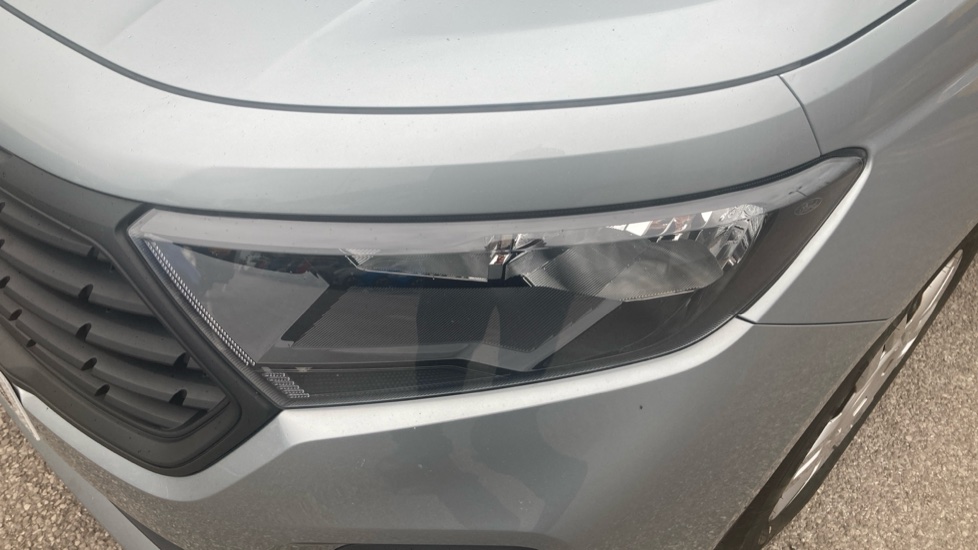 Ford Transit Connect 250 L2 Petrol 1.5 EcoBoost PHEV 150 Trend Van Auto - Image 27