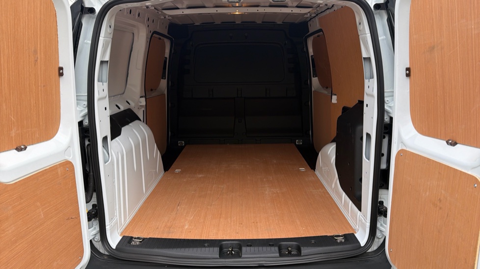 Ford Transit Connect 250 L2 Petrol 1.5 EcoBoost PHEV 150 Trend Van Auto - Image 12