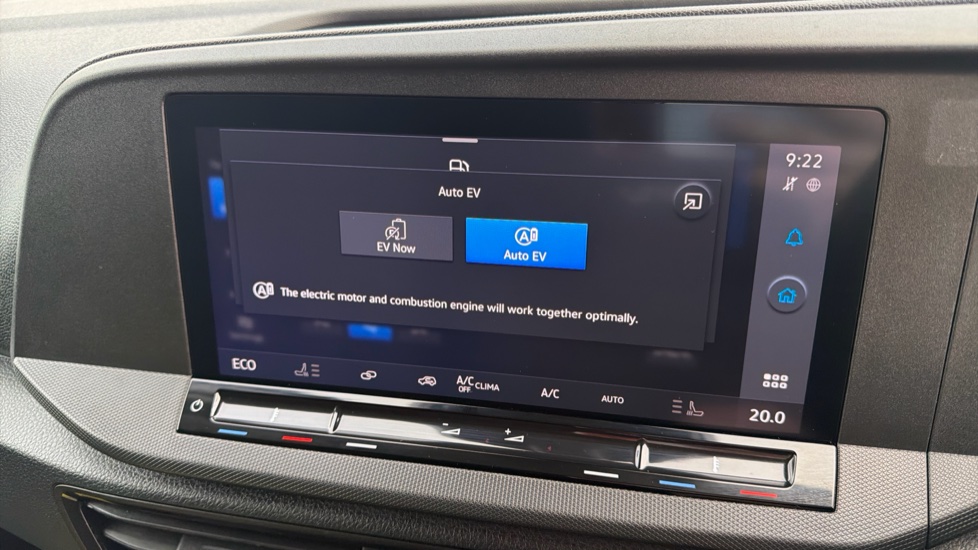 Ford Transit Connect 250 L2 Petrol 1.5 EcoBoost PHEV 150 Trend Van Auto - Image 35