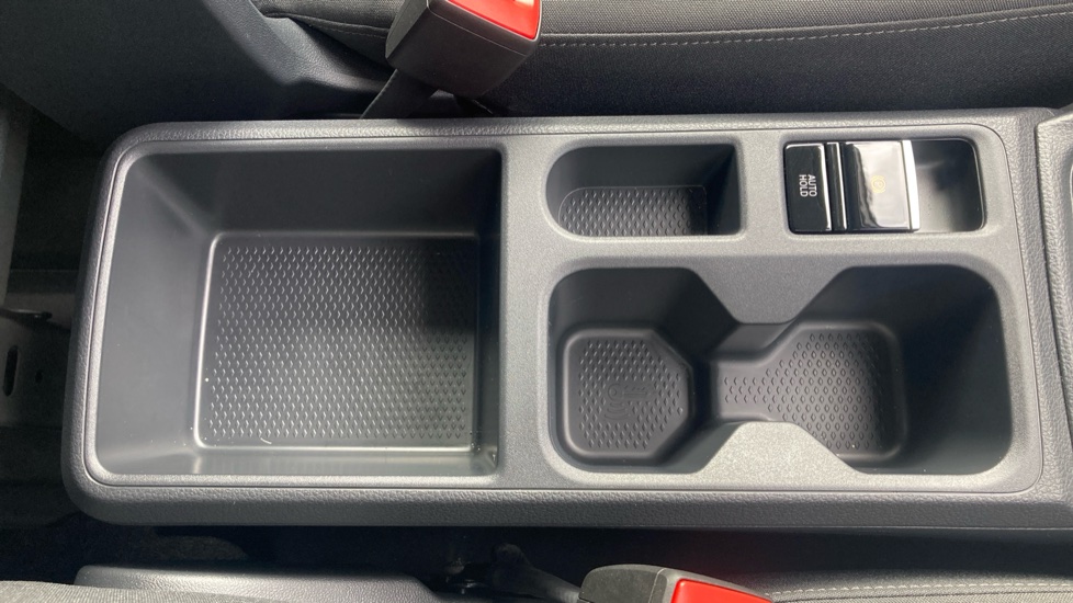 Ford Transit Connect 230 L1 Diesel 2.0 EcoBlue 122ps Limited Van Auto - Image 28