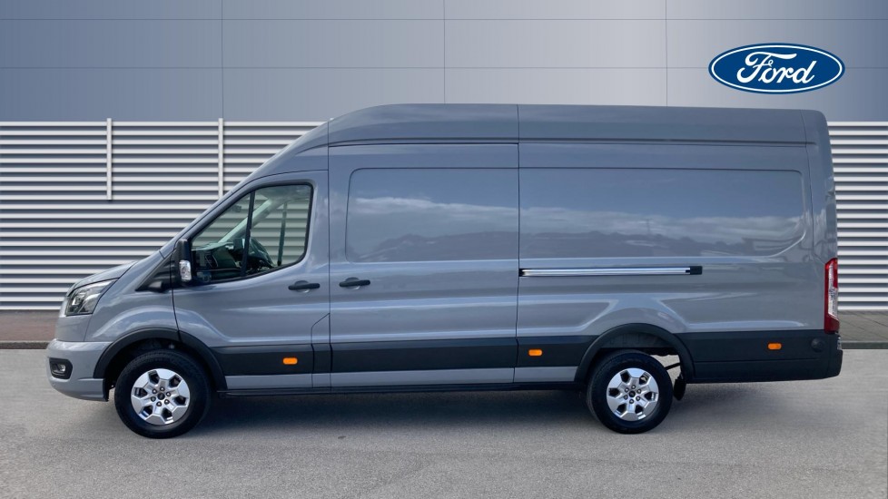 Ford Transit 350 L4 Diesel Rwd 2.0 EcoBlue 165ps H3 Limited Van [Nav] - Image 4