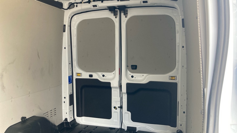 Ford Transit 350 L3 Diesel Fwd 2.0 EcoBlue 165ps H2 Limited Van Auto [Nav] - Image 14