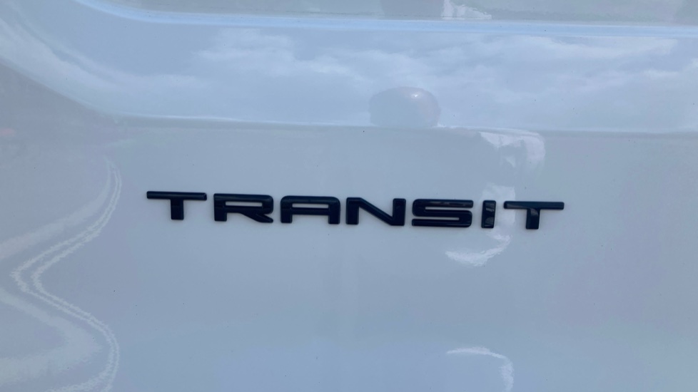 Ford Transit 350 L3 Diesel Fwd 2.0 EcoBlue 165ps H2 Limited Van Auto [Nav] - Image 21