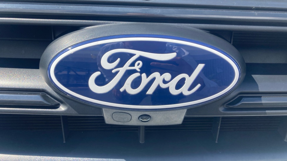 Ford Transit 350 L3 Diesel Fwd 2.0 EcoBlue 165ps H2 Limited Van Auto [Nav] - Image 32